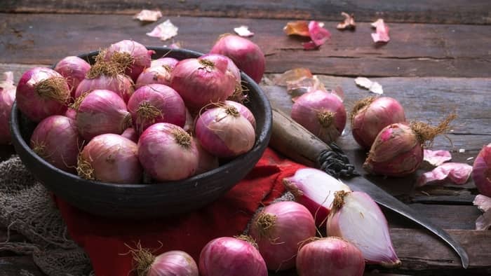  cooking with red onions